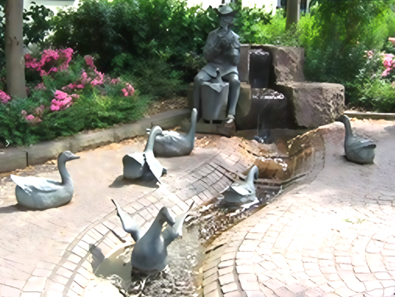 Datei:Blaschke Gänsehirtenbrunnen Gieboldehausen.png